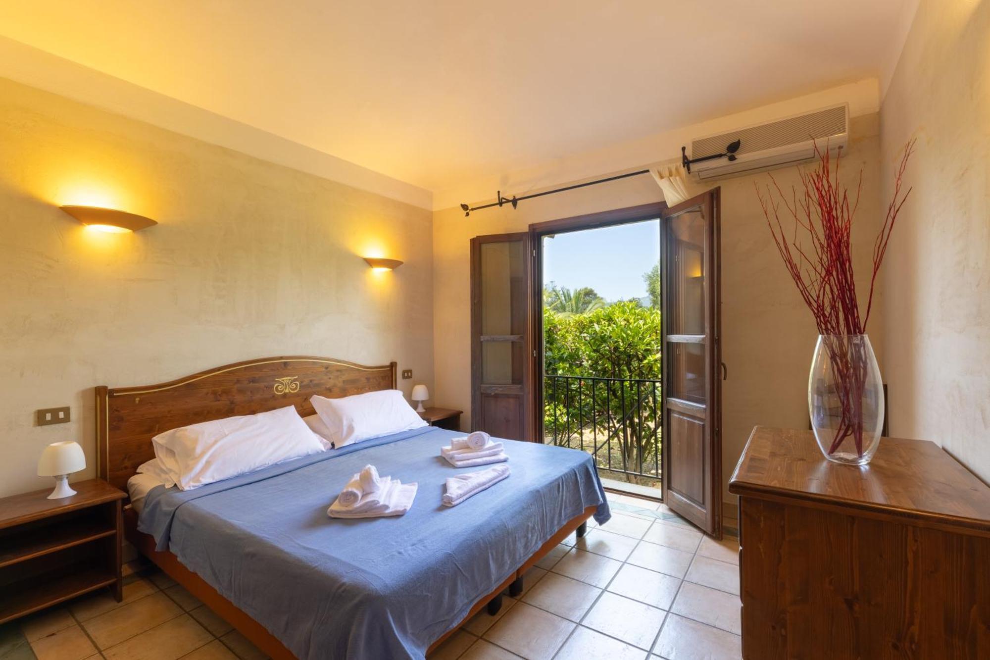 Baia Delle Palme Beach Aparthotel
